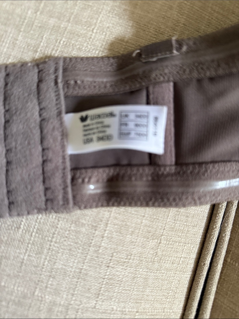Wacoal Women’s bra , color brown